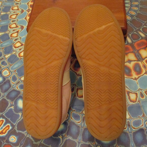 Collins Lace-up Sneakers - Picture 5 of 11